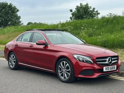 Used Mercedes C220 Premium 170 HP (125 kW) 2017 Red Sedan