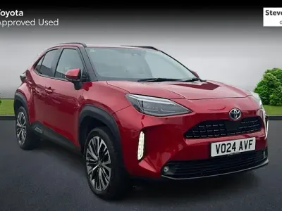 Used Toyota Yaris Cross 116 HP (85 kW) 2024 Red SUV