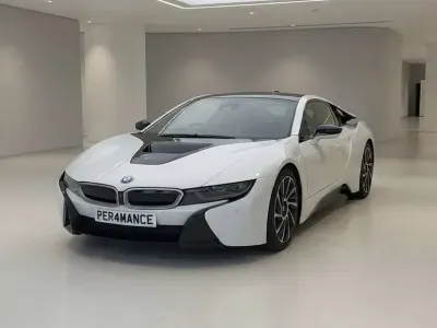 Used BMW i8 Exclusive 362 HP (266 kW) 2017 Multicolour Coupe