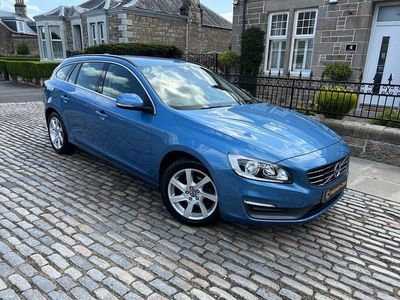 Used Volvo V60 SE 136 HP (100 kW) 2013 Blue Estate