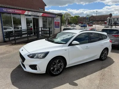 Used Ford Focus ST-Line 2022 White Estate