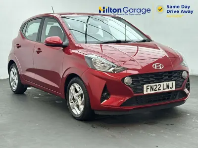 Used Hyundai i10 SE 67 HP (49 kW) 2022 Red Hatchback