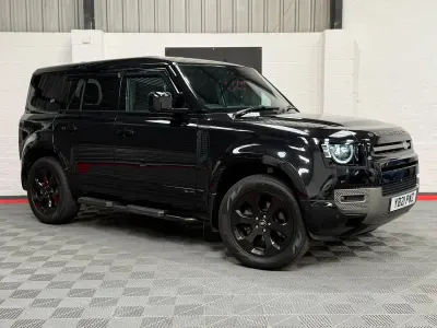 Used Land Rover Defender SE Dynamic 2021 Black SUV
