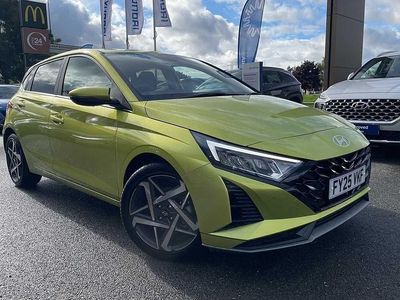 Used Hyundai i20 Premium 100 HP (73 kW) 2025 Lucid lime Hatchback