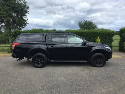 Used Mitsubishi L200 181 HP (133 kW) 2019 Black Pickup