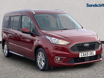 Used Ford Tourneo Titanium 120 HP (88 kW) 2020 Kapoor red (exclusive paint) Estate