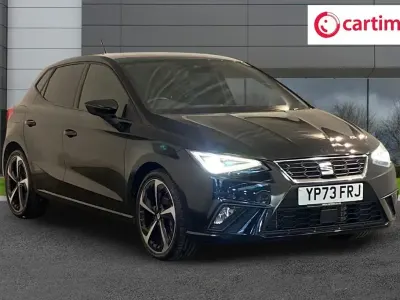 Usado Seat Ibiza FR Sport 95 HP (69 kW) 2023 Preto Citadino