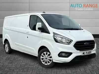 Used Ford Transit Custom Limited 130 HP (95 kW) 2021 White Van