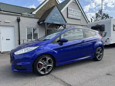 Usado Ford Fiesta ST 182 CV (133 kW) 2017 Azul Utilitario
