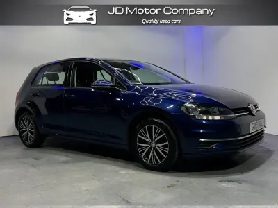 Used VW Golf VII SE 110 HP (80 kW) 2018 Blue Hatchback
