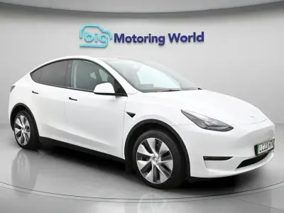 Usado Tesla Model Y 282 kW (384 HP) 2023 SUV
