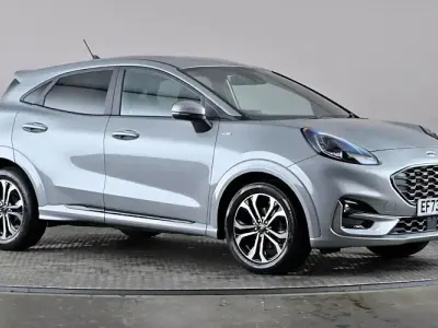 Usado Ford Puma ST-Line 125 CV (91 kW) 2023 Plateado SUV