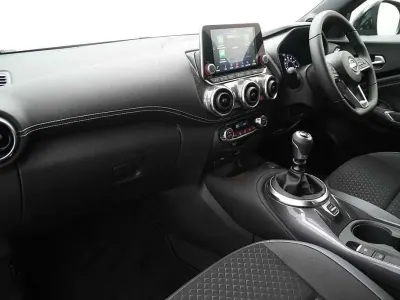 Used Nissan Juke N-Connecta 112 HP (82 kW) 2023 White SUV