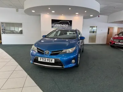 Used Toyota Auris
