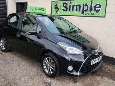 Used Toyota Yaris 99 HP (72 kW) 2015 Black Hatchback