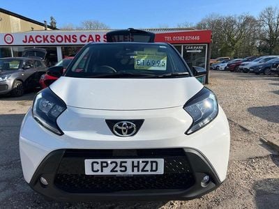 Ny Toyota Aygo X 72 HK (52 kW) 2025 Vit SUV
