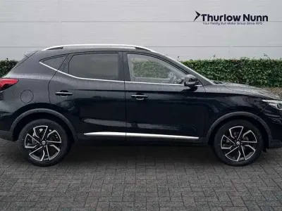 Używany MG ZS Exclusive 111 KM (81 kW) 2023 Czarny SUV