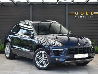 Used Porsche Macan 252 HP (185 kW) 2017 Blue SUV