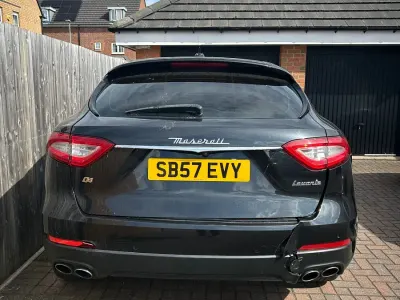 Begagnad Maserati Levante 275 HK (202 kW) 2018 Svart SUV