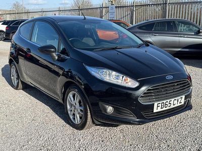 Used Ford Fiesta Zetec 82 HP (60 kW) 2015 Black Hatchback