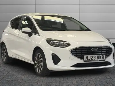 Used Ford Fiesta Titanium 125 HP (91 kW) 2023 Frozen white Hatchback
