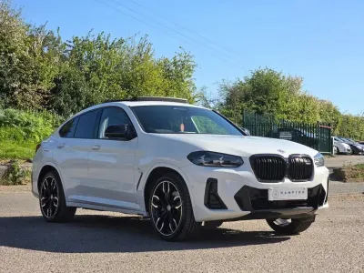 Gebraucht BMW X4 Comfort Edition 340 PS (250 kW) 2022 Weiß SUV