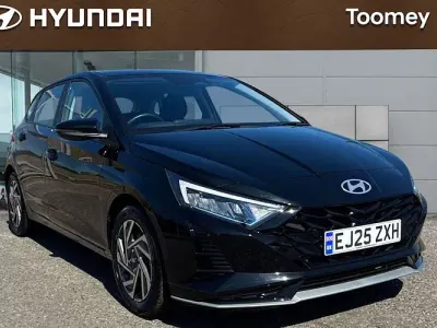 Used Hyundai i20 Advanced 101 HP (74 kW) 2025 Black Hatchback