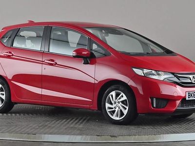 Used Honda Jazz SE 102 HP (75 kW) 2016 Red Hatchback