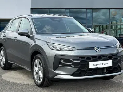 New VW T-Roc Life 150 HP (110 kW) 2026 Indium grey metallic SUV
