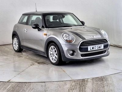 Used Mini Cooper Hatch 136 HP (100 kW) 2017 Silver Hatchback