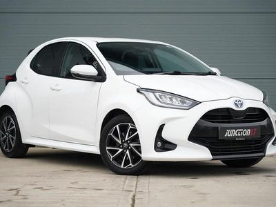 Used Toyota Yaris Hybrid Design 2022 White Hatchback
