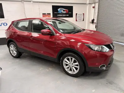 Second-hand Nissan Qashqai Acenta 110 CP (80 kW) 2017 Roșu SUV