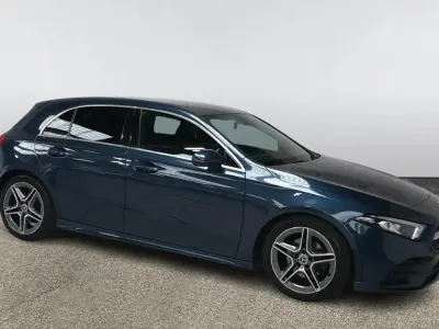 Używany Mercedes A200 AMG line 163 KM (119 kW) 2020 Niebieski Hatchback