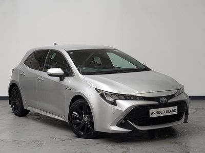 Used Toyota Corolla Design 122 HP (89 kW) 2021 Silver Hatchback