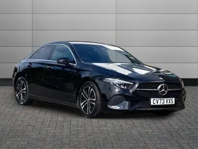 Begagnad Mercedes A200 Executive 161 HK (118 kW) 2023 Svart Sedan