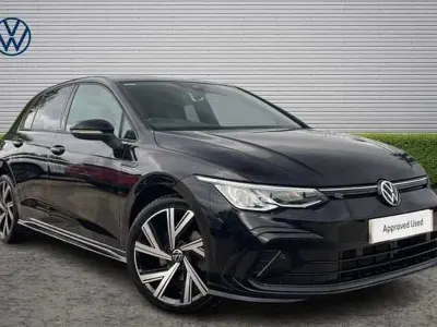 Usado VW Golf VIII R-line 130 HP (95 kW) 2022 Preto Citadino