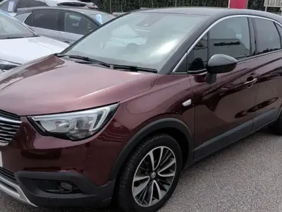 Used Vauxhall Crossland X Elite 82 HP (60 kW) 2018 Red SUV