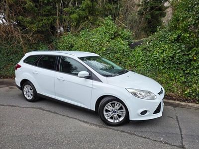 Used Ford Focus 115 HP (84 kW) 2014 White Estate