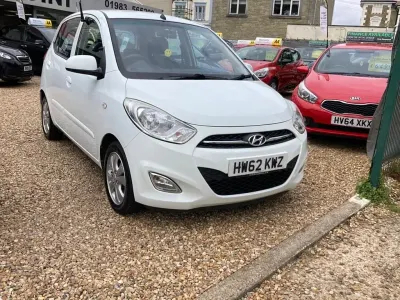 Usado Hyundai i10 Active 85 HP (62 kW) 2012 Branco Citadino