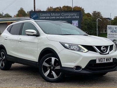 White Used 2017 Nissan Qashqai N-Vision SUV | £11,495 (Fair price)