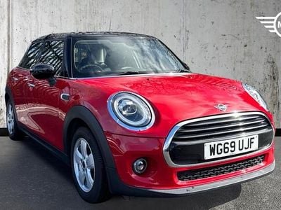 Used Mini Cooper Classic 134 HP (98 kW) 2019 Red Hatchback