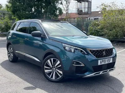 Used Peugeot 5008 Premium 2019 Green SUV