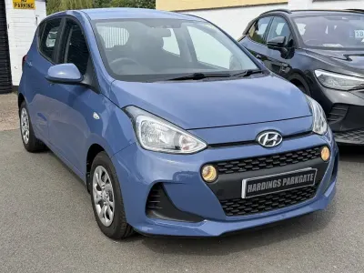 Gebraucht Hyundai i10 SE 87 PS (63 kW) 2017 Blau Kleinwagen