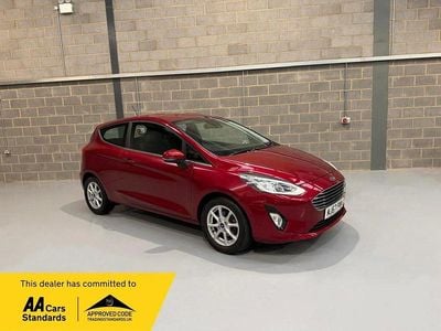 Red Used 2017 Ford Fiesta Zetec Hatchback | £7,995 (Good price)