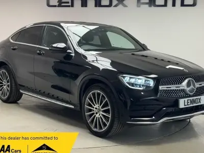Begagnad Mercedes GLC300 AMG Line Premium 258 HK (189 kW) 2023 Sportkupé