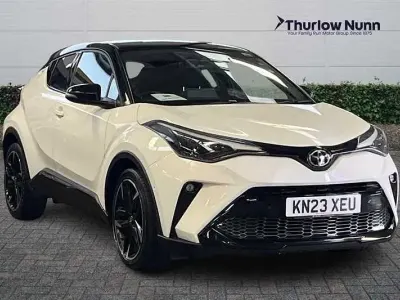 Second-hand Toyota C-HR Sport 122 CP (89 kW) 2023 Alb SUV