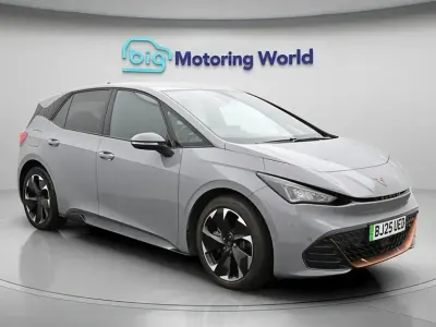 Begagnad Cupra Born e-Boost 169 kW (230 HK) 2025 Halvkombi