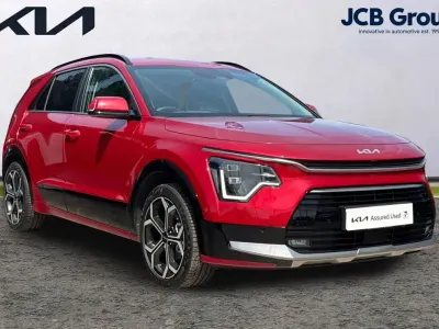 Used Kia Niro 127 HP (93 kW) 2024 Red SUV
