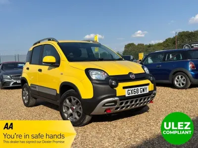 Used Fiat Panda Cross Cross 90 HP (66 kW) 2018 Yellow Hatchback