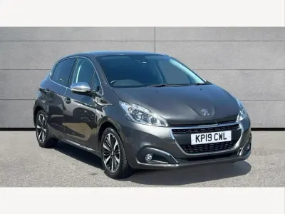 Used Peugeot 208 80 HP (58 kW) 2019 Grey Hatchback